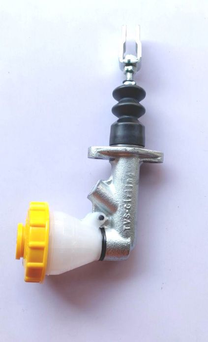 Clutch Master Cylinder For Tata Sumo 10MM Thred
