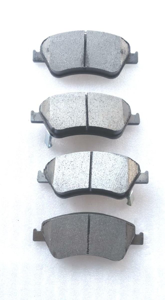 Front Brake Pad For Toyota Corolla Altis Old Model (Set Of 4Pcs)