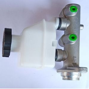 Brake Master Cylinder Assembly For Hyundai Accent Petrol With Bottle