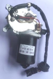 Wiper Motor For Mahindra Xuv 500 (Refurbished)